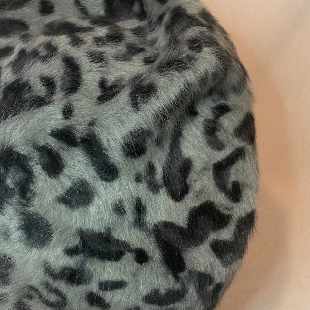 Parkhurst Gray and Black Animal Print Beret - Picture 3 of 6